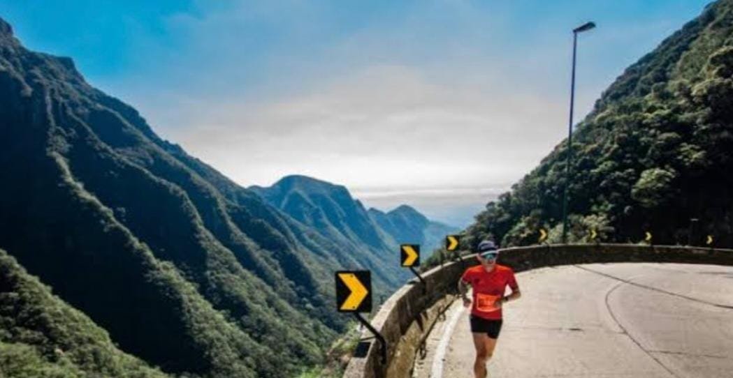 UPHILL leva corrida de 5 km e 10 km à histórica Estrada Velha de Santos no dia 28 - Imagem do artigo