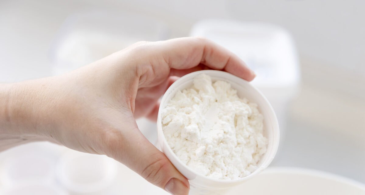 Especialistas indicam laudos e selos de qualidade como proteção contra creatina adulterada - Imagem do artigo